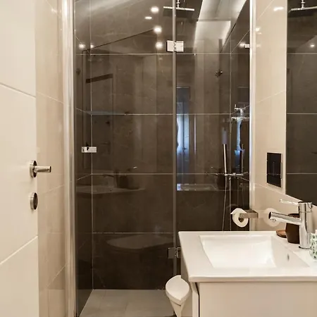 Akicity Marques Sky * リスボン